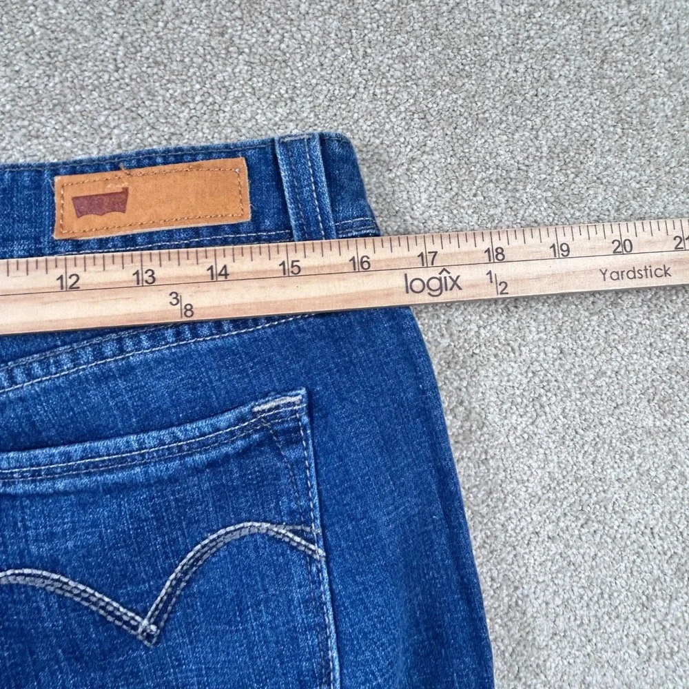 Levis Demi Curve Straight Leg Jeans Medium Wash Blue‎ Denim Size 9M 1487